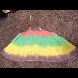 Olivaceous razor back tank